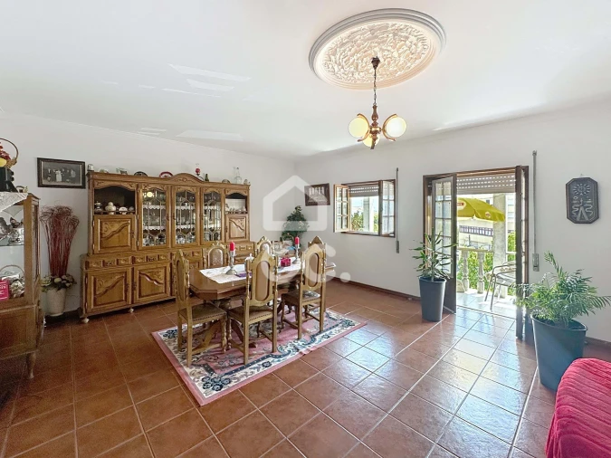 Apartamento T5 para Venda em Santa Maria Maior Foto 1