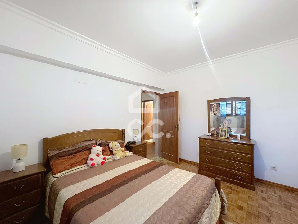 Apartamento T5 para Venda em Santa Maria Maior Foto 19