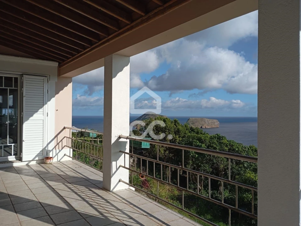 Moradia T4 para Venda em Feteira Foto 4