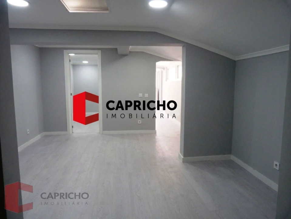 Moradia T3 para Venda em Benavente Foto 2