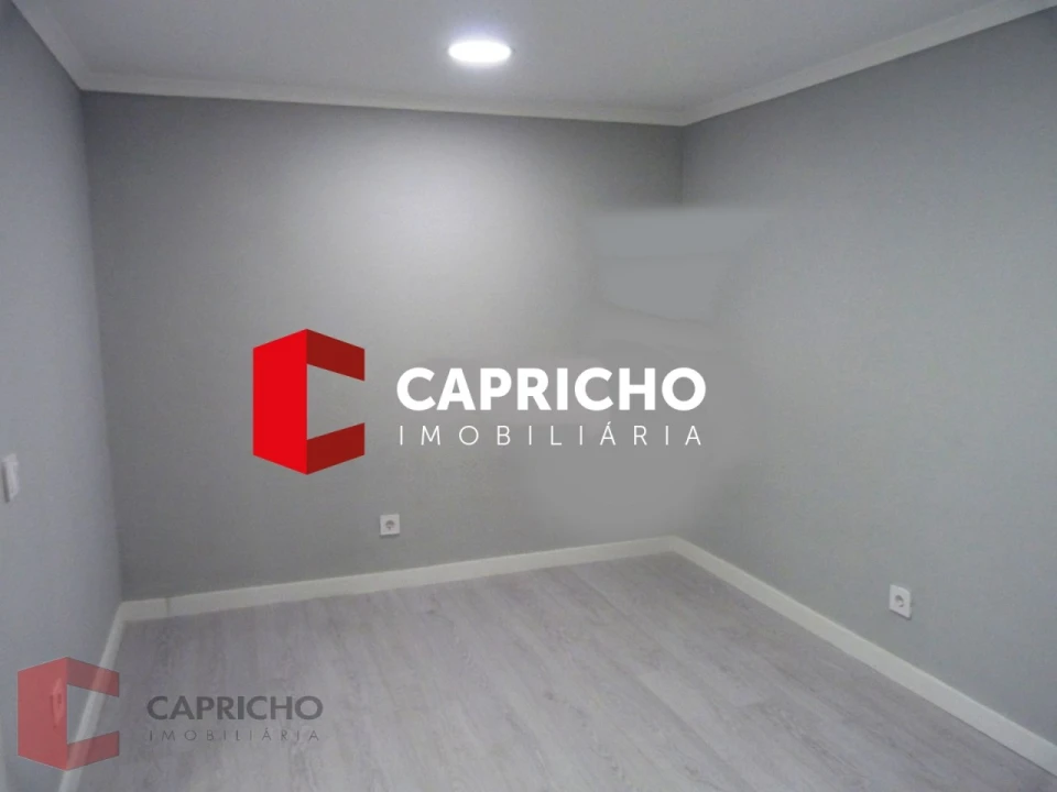 Moradia T3 para Venda em Benavente Foto 5