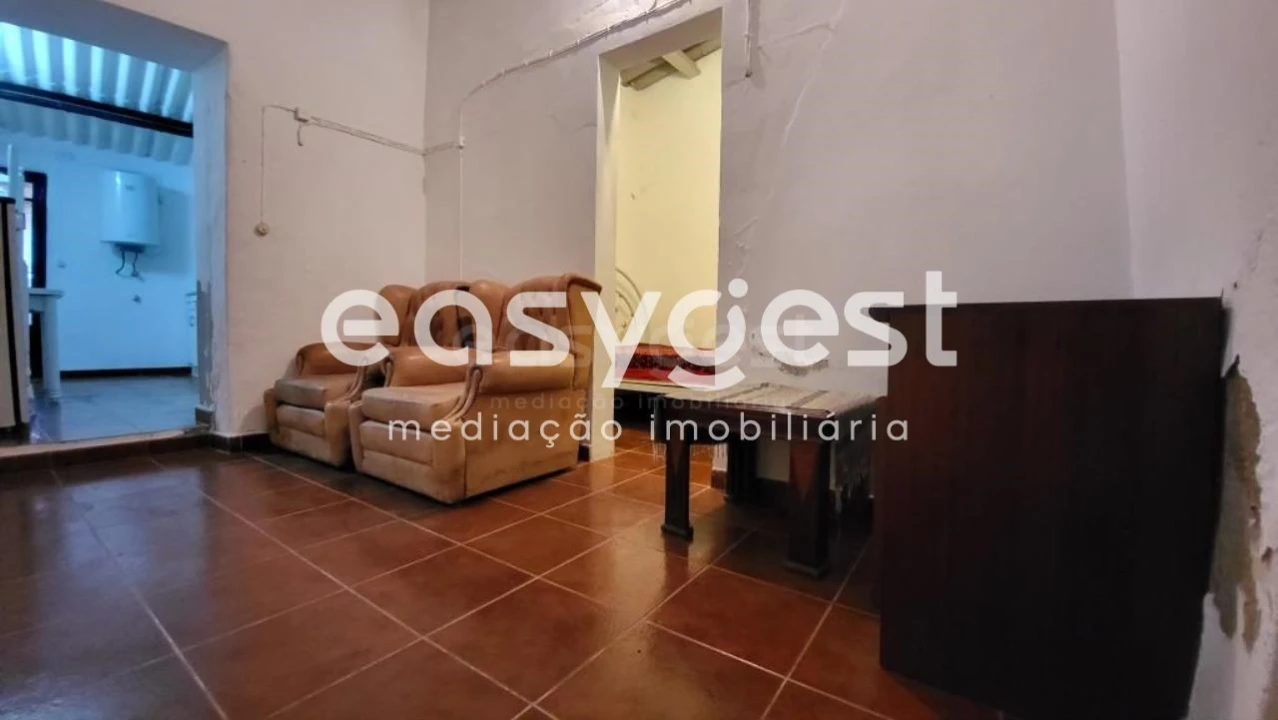 Moradia T2 para Venda em Alvito Foto 2