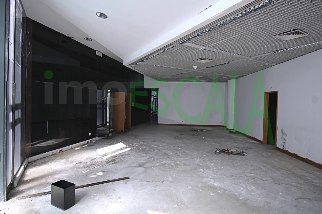 Loja para Venda em Marvila, Ribeira Santarém, São Salvador, São Nicolau Foto 2