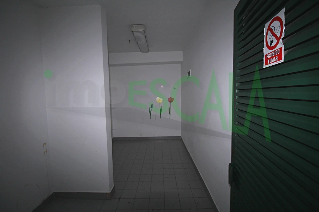 Loja para Venda em Marvila, Ribeira Santarém, São Salvador, São Nicolau Foto 24