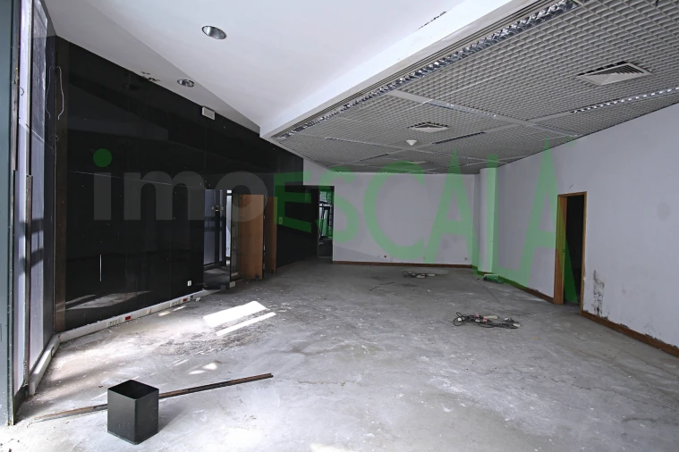 Loja para Venda em Marvila, Ribeira Santarém, São Salvador, São Nicolau Foto 2