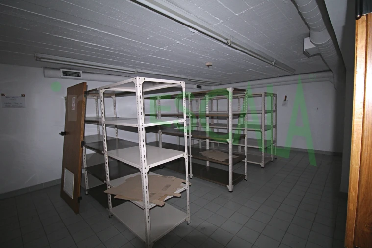 Loja para Venda em Marvila, Ribeira Santarém, São Salvador, São Nicolau Foto 27