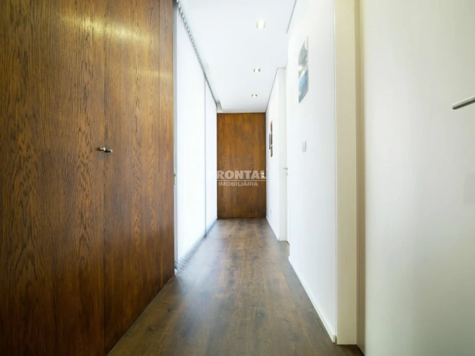 Moradia T4 para Venda em Louredo Foto 16