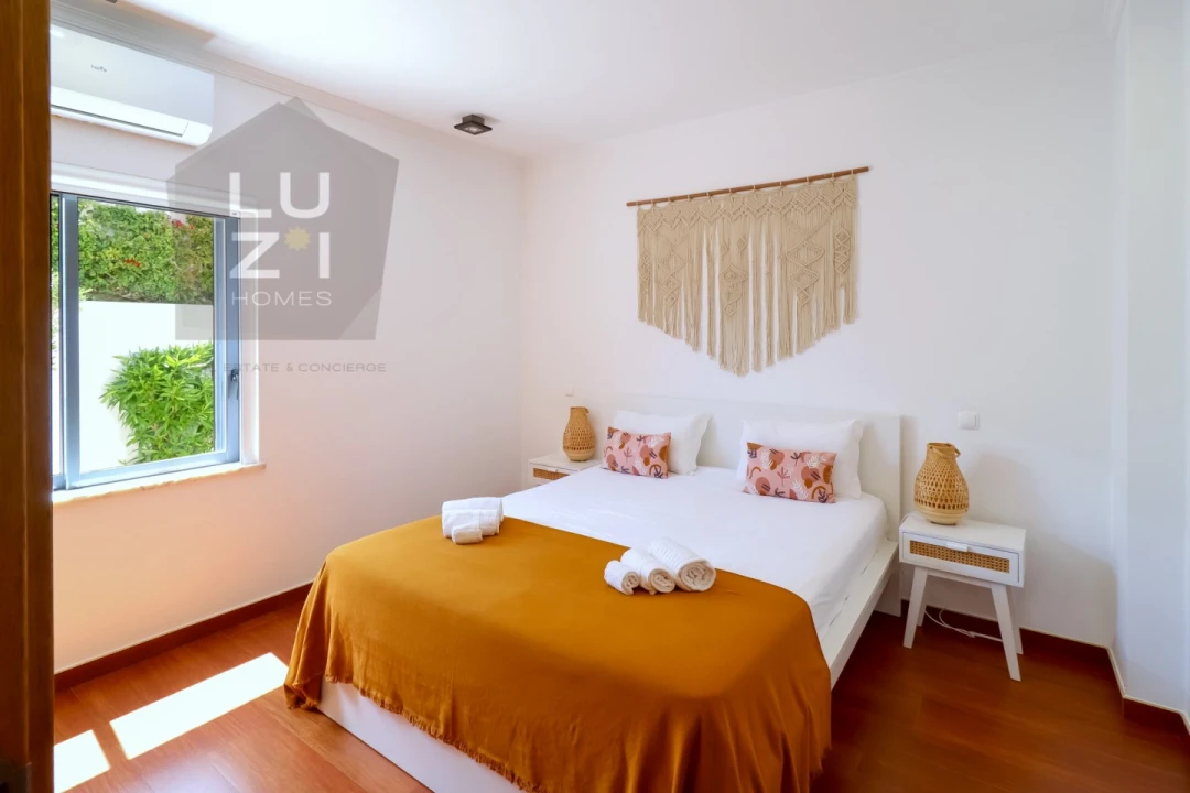 Moradia T3 para Venda em Vila de Sagres Foto 10