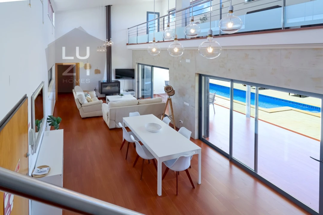 Moradia T3 para Venda em Vila de Sagres Foto 4