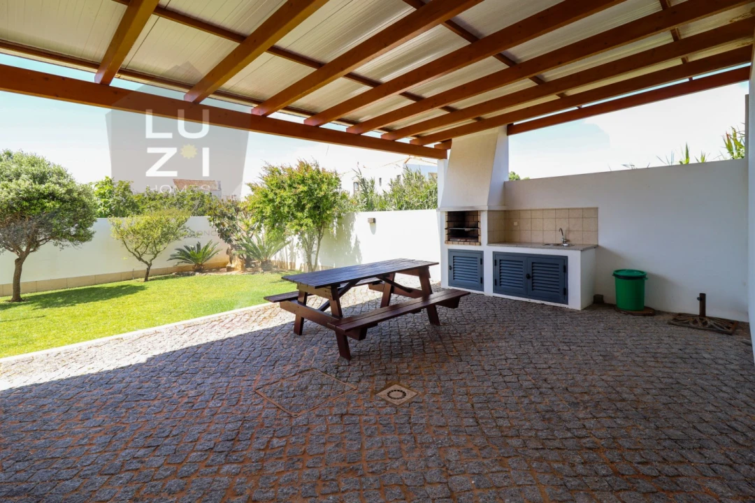 Moradia T3 para Venda em Vila de Sagres Foto 36