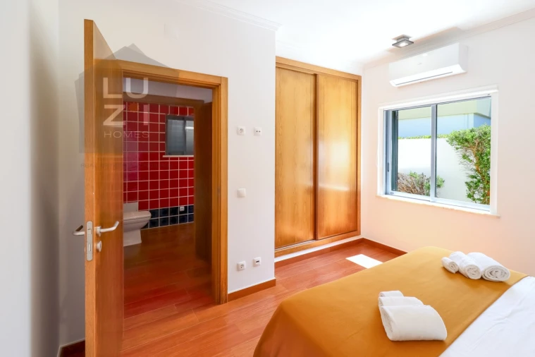 Moradia T3 para Venda em Vila de Sagres Foto 12