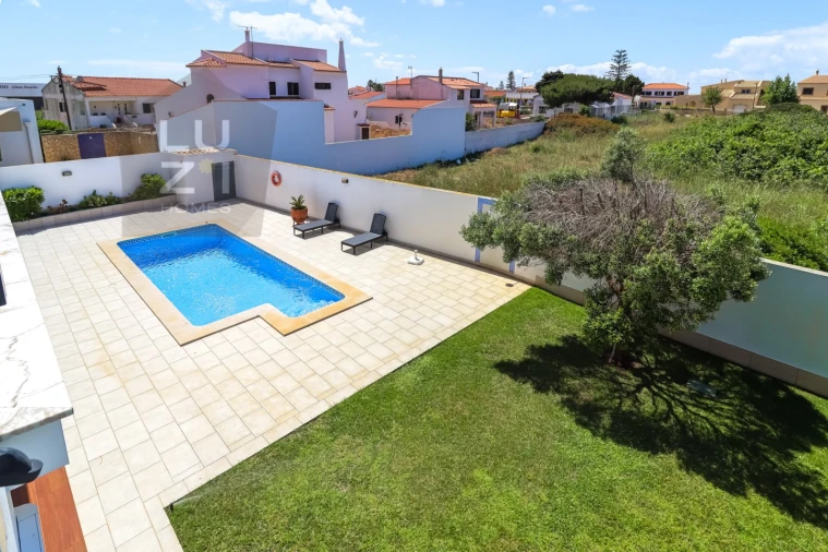 Moradia T3 para Venda em Vila de Sagres Foto 27