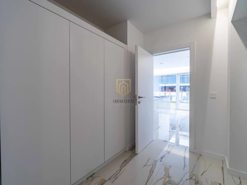 Moradia T3 para Venda em Matosinhos e Leça da Palmeira Foto 32