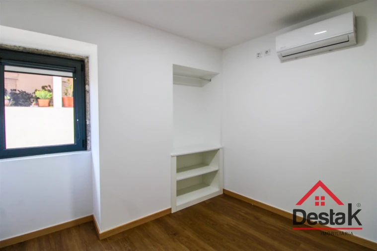 Prédio para Venda em São Pedro do Sul, Várzea e Baiões Foto 9