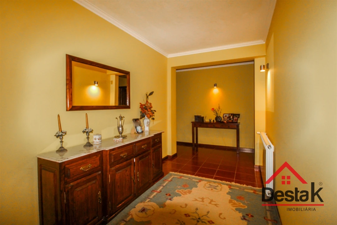 Moradia T4 para Venda em Vouzela e Paços de Vilharigues Foto 7