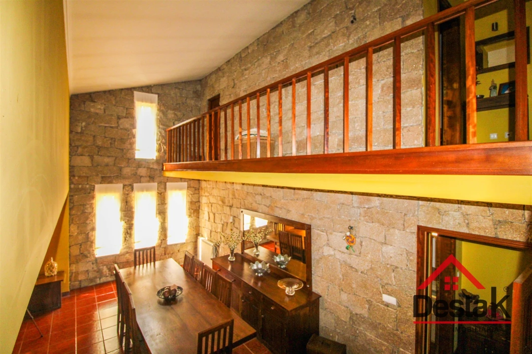 Moradia T4 para Venda em Vouzela e Paços de Vilharigues Foto 18