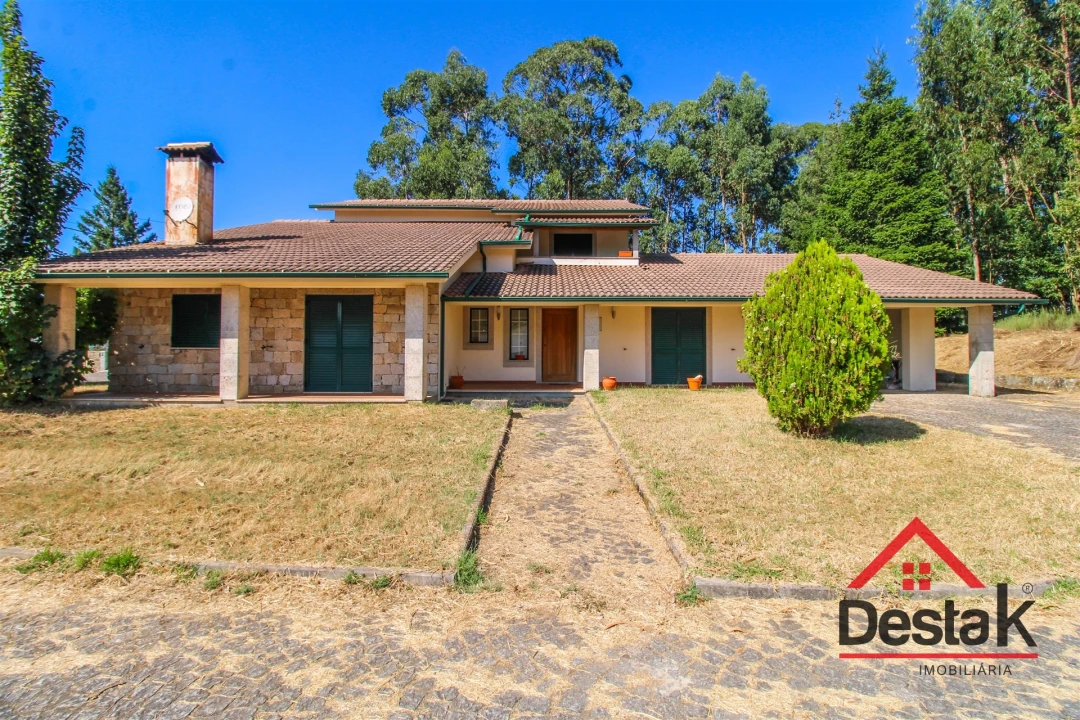 Moradia T4 para Venda em Vouzela e Paços de Vilharigues Foto 29