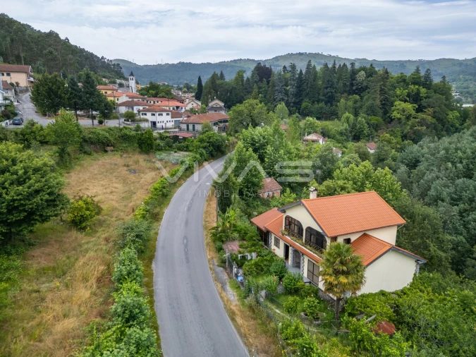 Moradia T6 para Venda em Vieira do Minho Foto 4