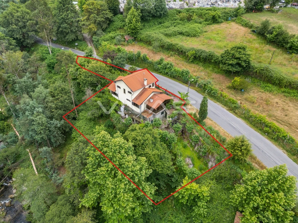 Moradia T6 para Venda em Vieira do Minho Foto 34