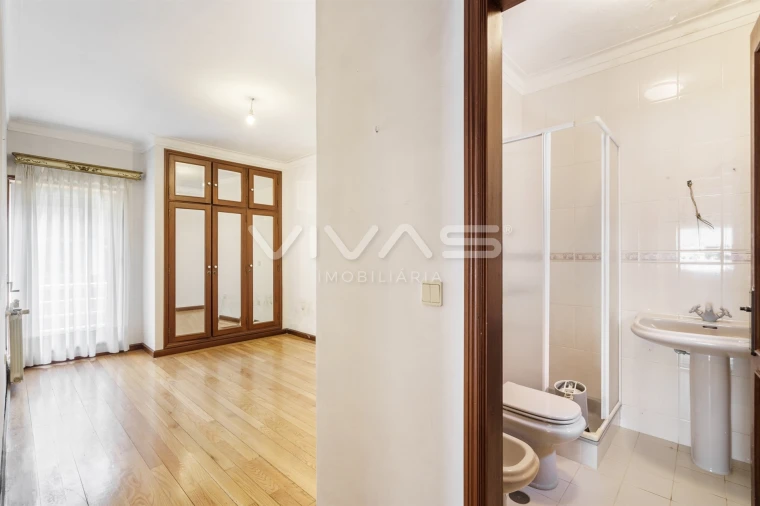 Moradia T4 para Venda em Nogueiró e Tenões Foto 23