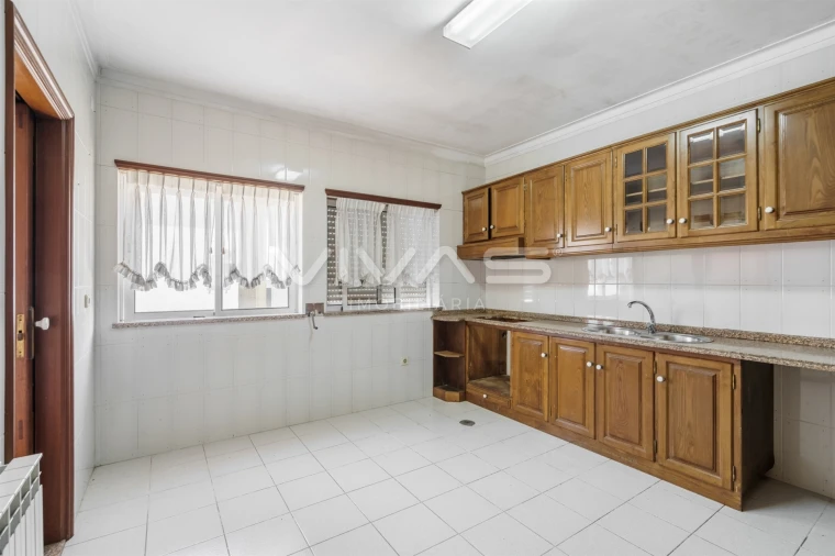 Moradia T4 para Venda em Nogueiró e Tenões Foto 17