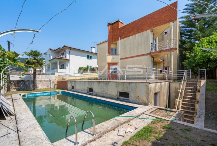 Moradia T4 para Venda em Nogueiró e Tenões Foto 42