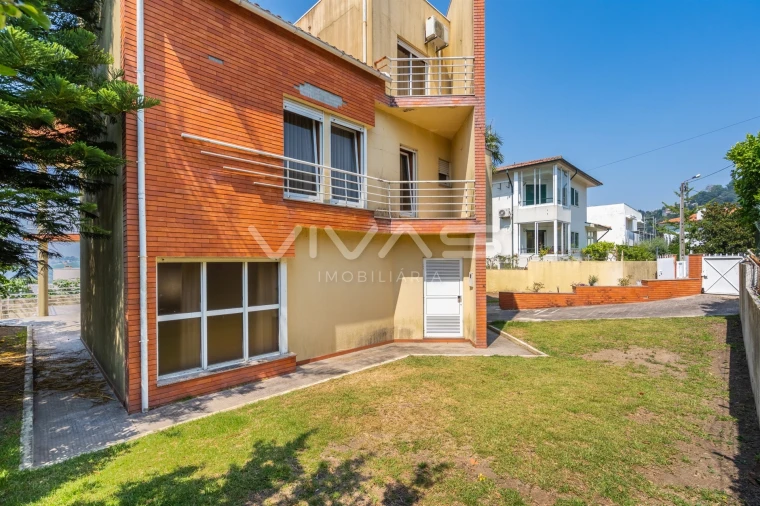 Moradia T4 para Venda em Nogueiró e Tenões Foto 46