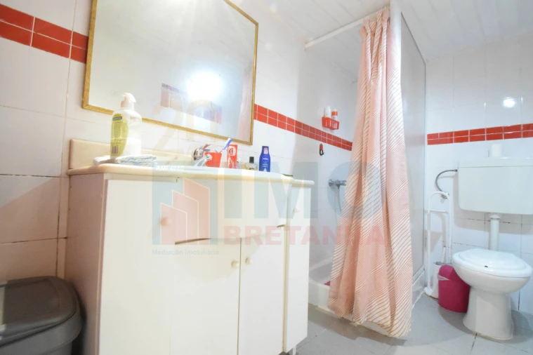 Prédio para Venda em Covilhã e Canhoso Foto 17