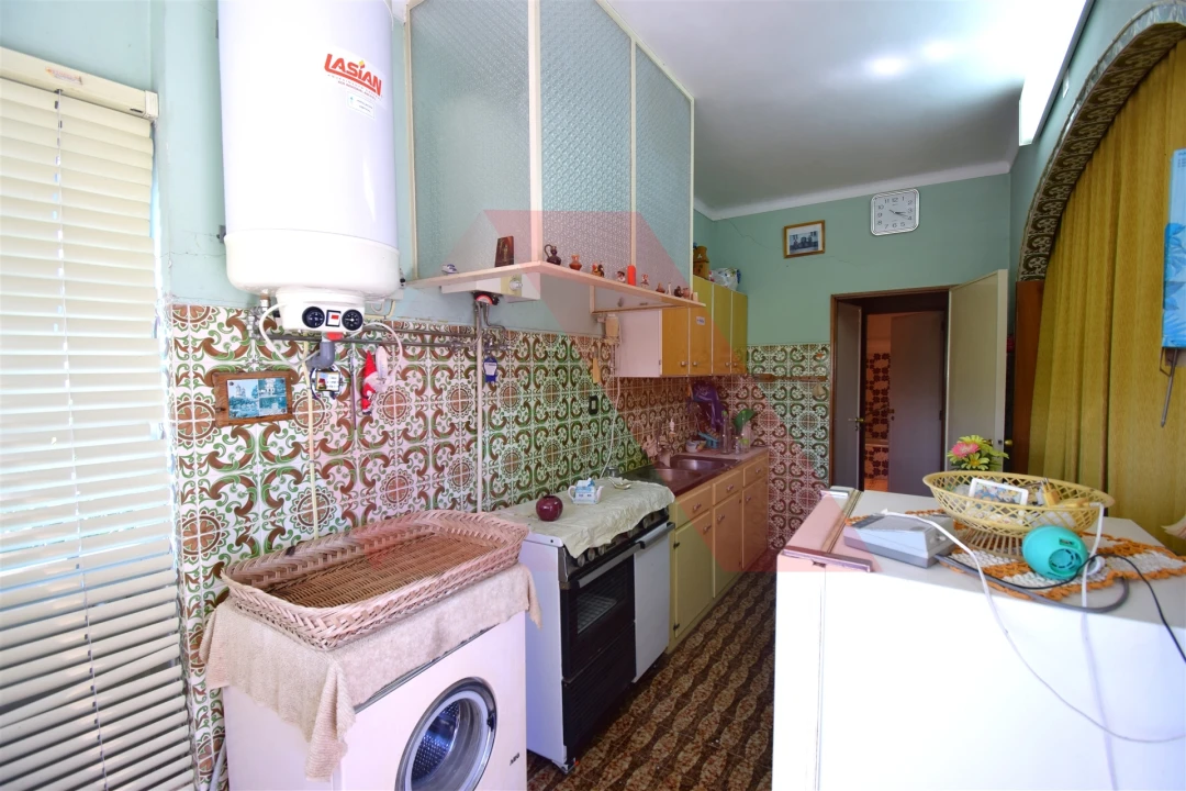 Moradia T2 para Venda em Mouronho Foto 7