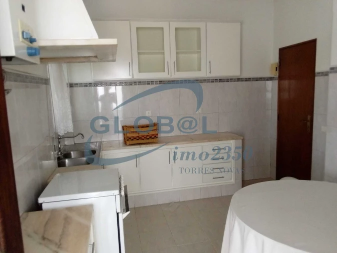 Moradia T6 para Venda em Brogueira, Parceiros de Igreja e Alcorochel Foto 12