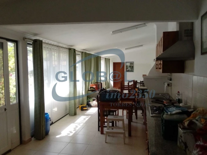 Moradia T6 para Venda em Brogueira, Parceiros de Igreja e Alcorochel Foto 18