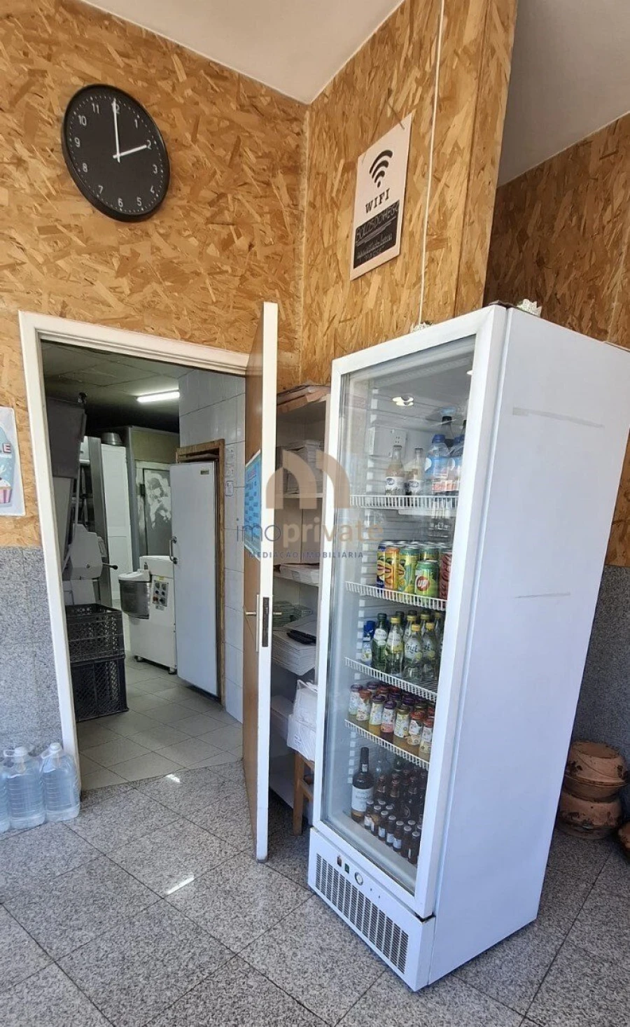 Loja para Venda em Caldas de Vizela (São Miguel e São João) Foto 11