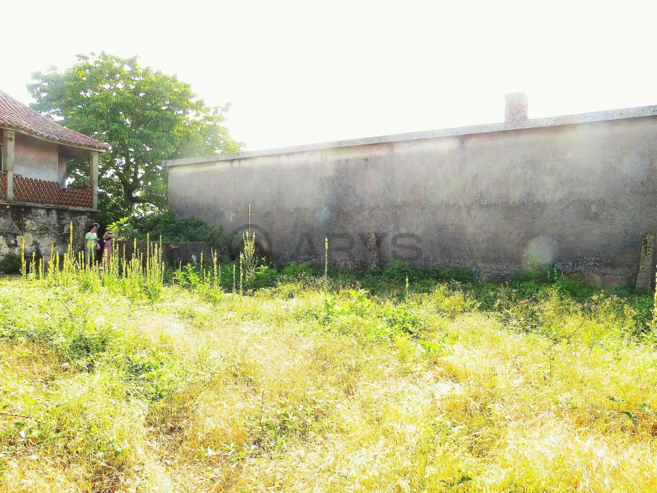 Moradia T5 para Venda em Beça Foto 7