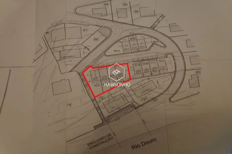 Terreno para Venda em Oliveira do Douro Foto 3