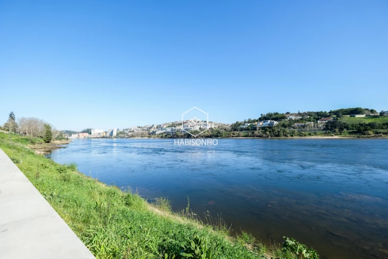 Terreno para Venda em Oliveira do Douro Foto 17