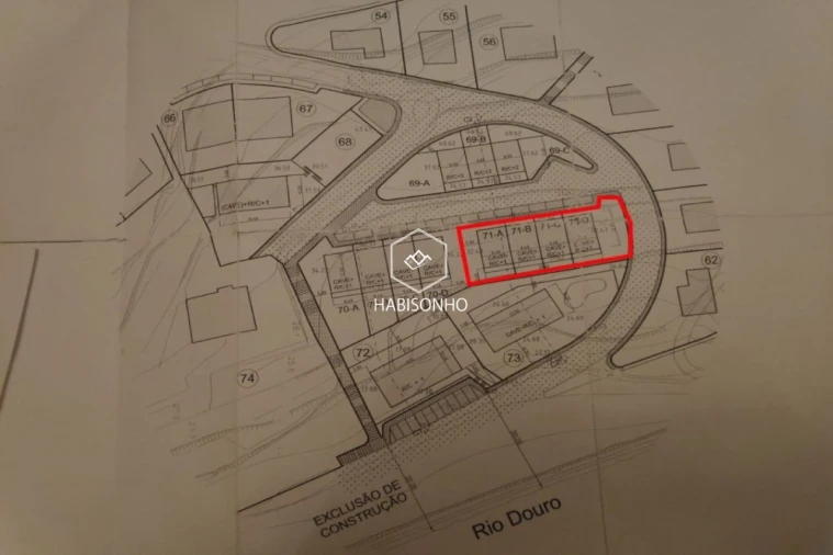 Terreno para Venda em Oliveira do Douro Foto 3