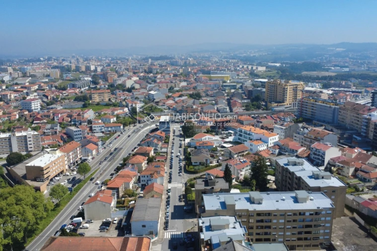 Apartamento T1 para Venda em Paranhos Foto 4