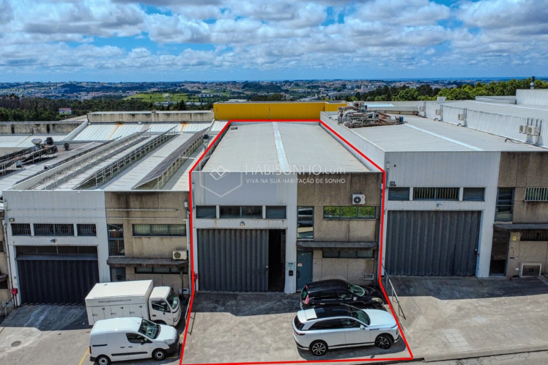 Armazém para Venda em Ermesinde Foto 2