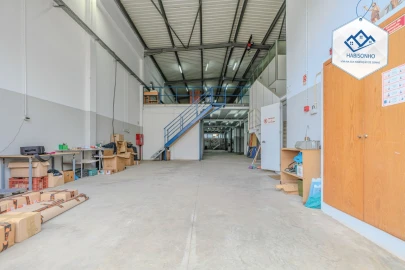Armazém para Venda em Ermesinde