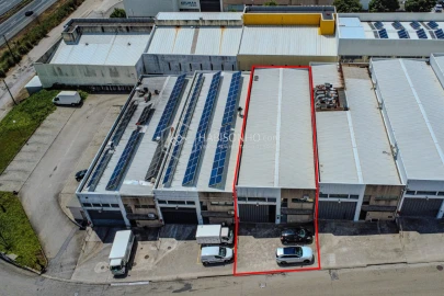 Armazém para Venda em Ermesinde
