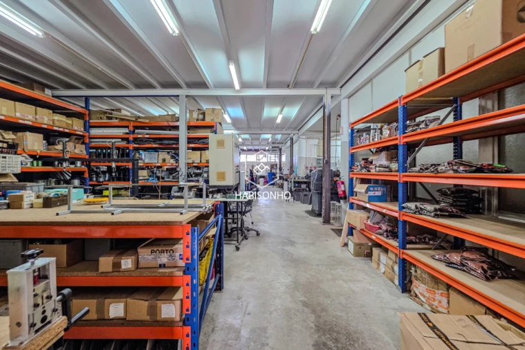 Armazém para Venda em Ermesinde Foto 4