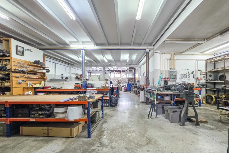 Armazém para Venda em Ermesinde Foto 5