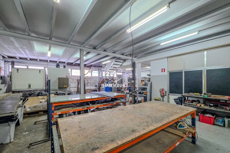 Armazém para Venda em Ermesinde Foto 7