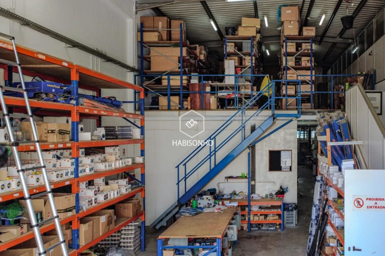 Armazém para Venda em Ermesinde Foto 14