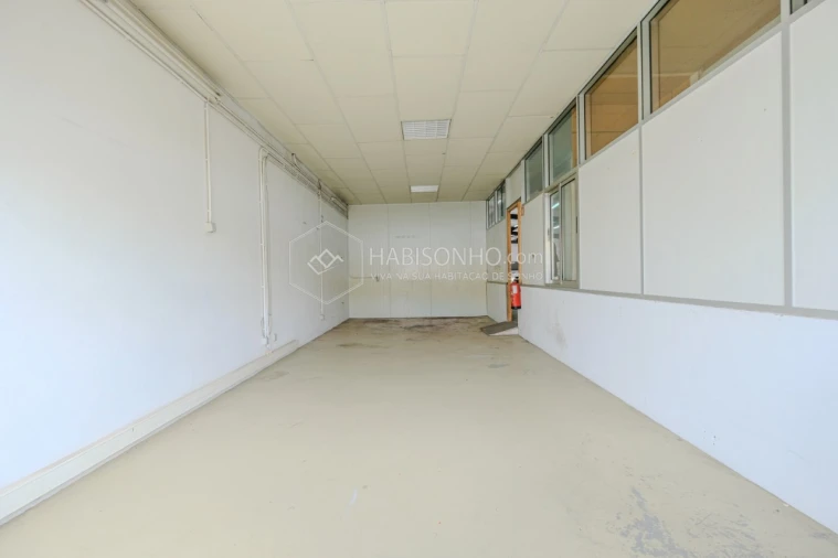 Armazém para Venda em Ermesinde Foto 11