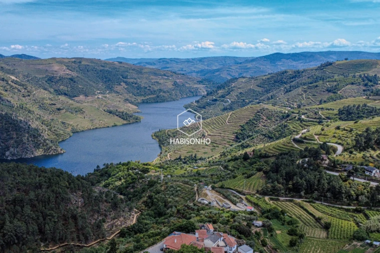 Moradia T3 para Venda em Alijo Foto 10