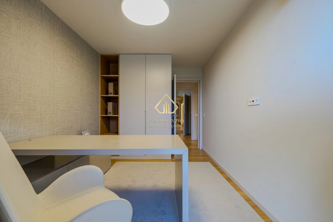 Apartamento T4 para Venda em Santa Marinha e São Pedro da Afurada Foto 16