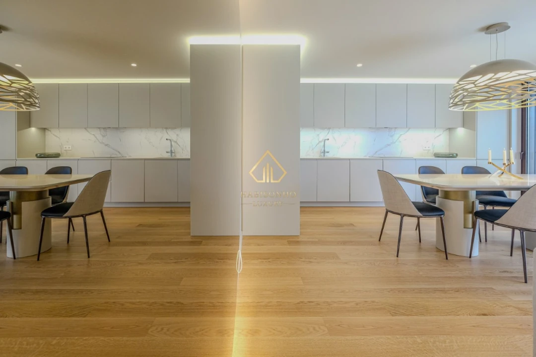 Apartamento T4 para Venda em Santa Marinha e São Pedro da Afurada Foto 5