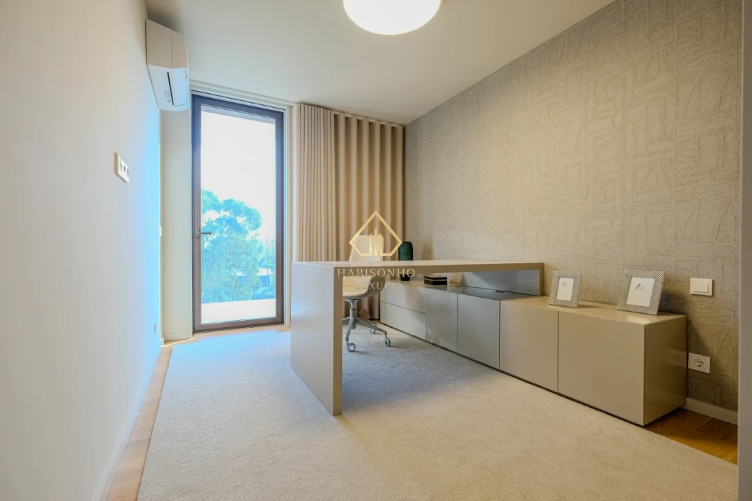 Apartamento T4 para Venda em Santa Marinha e São Pedro da Afurada Foto 15