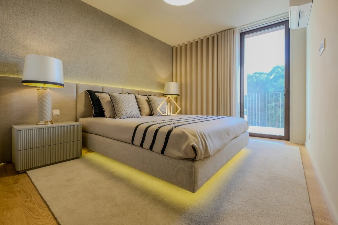 Apartamento T4 para Venda em Santa Marinha e São Pedro da Afurada Foto 19